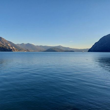 Miralago Casa Vacanze Riva di Solto Buitenkant foto