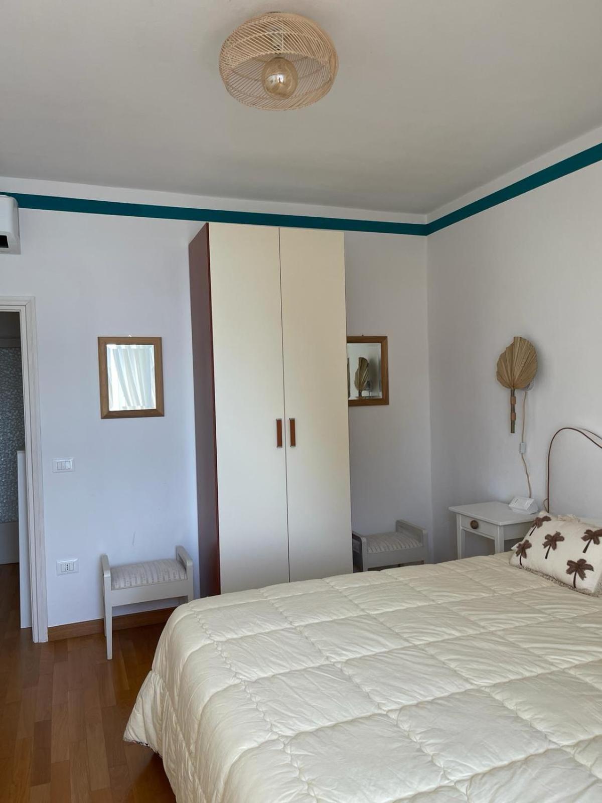Miralago Casa Vacanze Riva di Solto Buitenkant foto