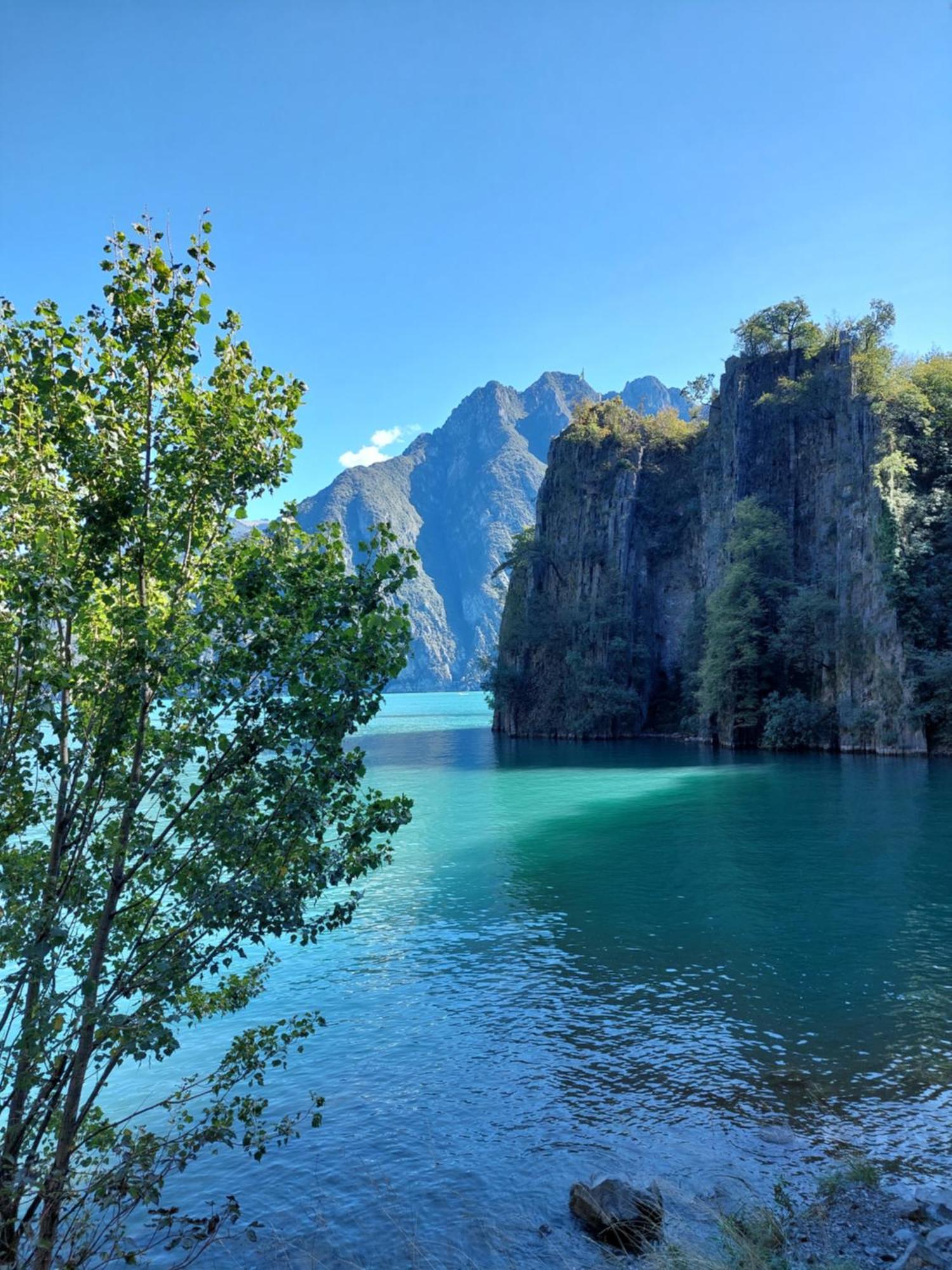 Miralago Casa Vacanze Riva di Solto Buitenkant foto