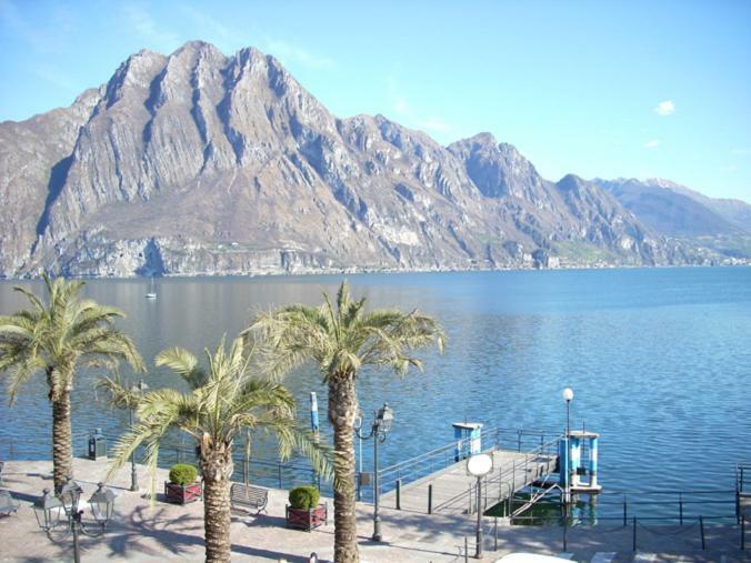 Miralago Casa Vacanze Riva di Solto Buitenkant foto
